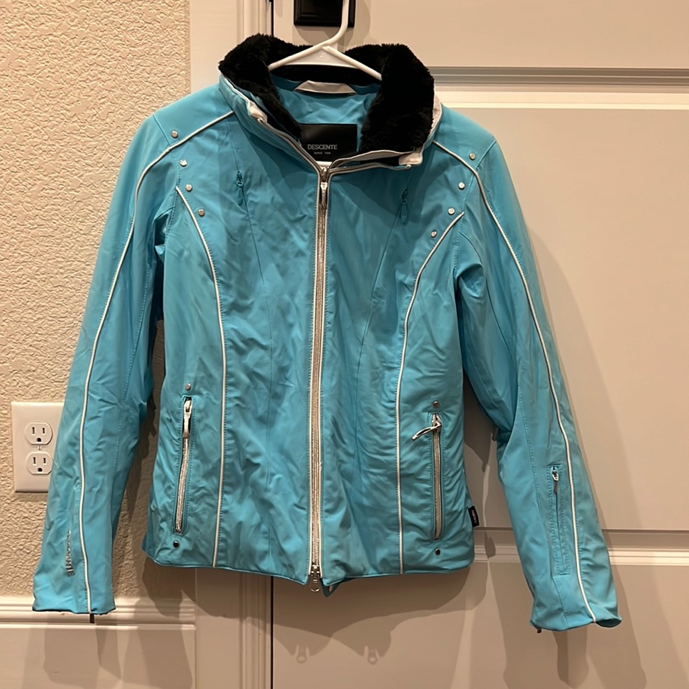 Descente Ski Jacket - image 1
